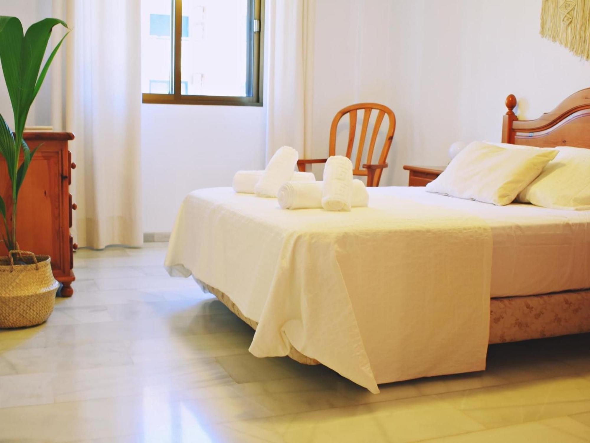 Amplio Y Luminoso Apartamento Cerca Del Centro Y La Playa Con Piscina Y Parking Privado مالقة المظهر الخارجي الصورة