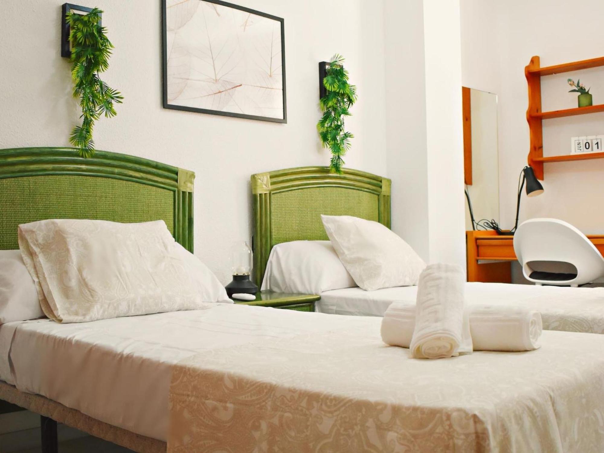 Amplio Y Luminoso Apartamento Cerca Del Centro Y La Playa Con Piscina Y Parking Privado مالقة المظهر الخارجي الصورة